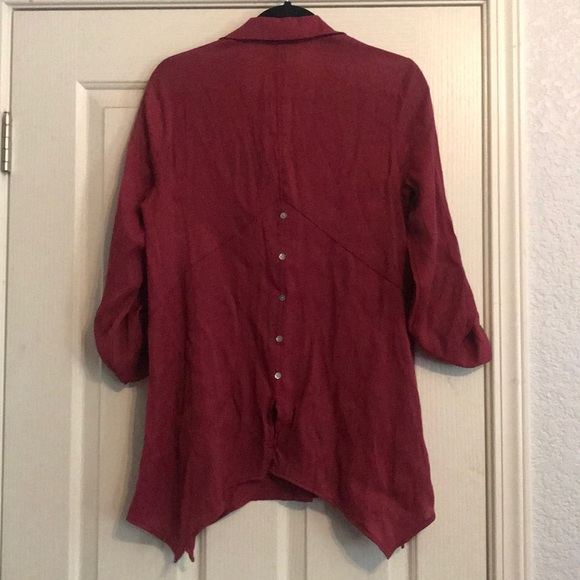Hi-Low Button Down Blouse - Picture 2 of 2